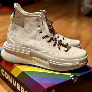 Converse Run Star Hike Hi High Pride Rainbow Sneaker‎ Boot M 8.5/W 10